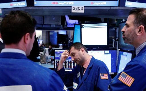 علاقة مؤشر S&P500 مع سعر الدولار الامريكي