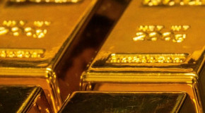 الذهب يسجل أعلى مستوى تاريخي عند 3550 دولاراً