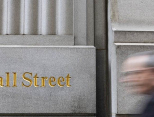 الأسهم الأمريكية تفتح منخفضة بعد اجتماع ترامب وشي وأرباح الشركات