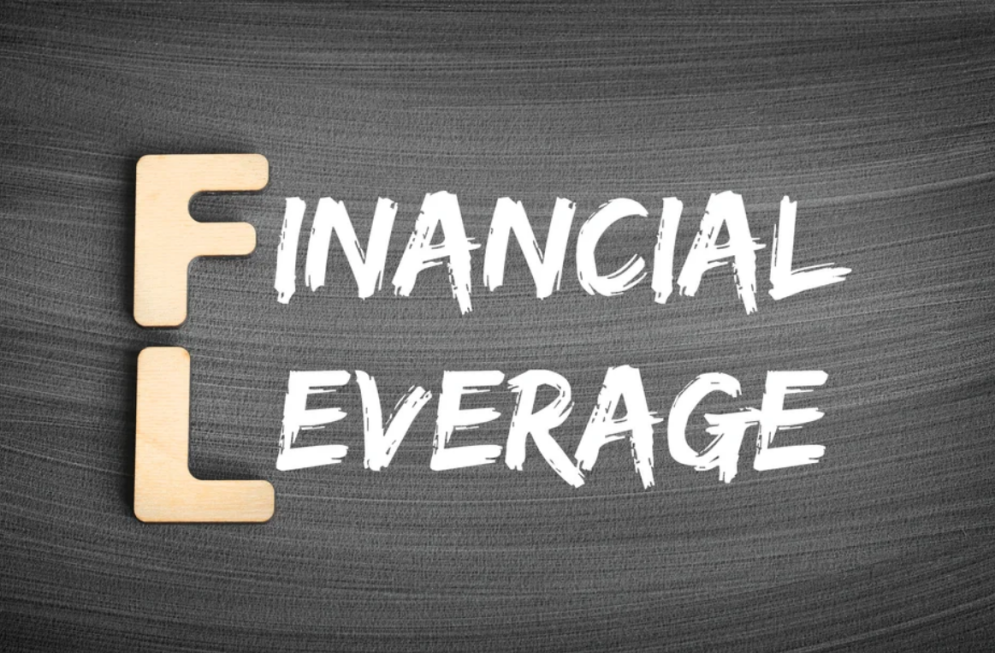 معادلة الرافعة المالية: كيف تحسب وتفهم الرافعة المالية؟